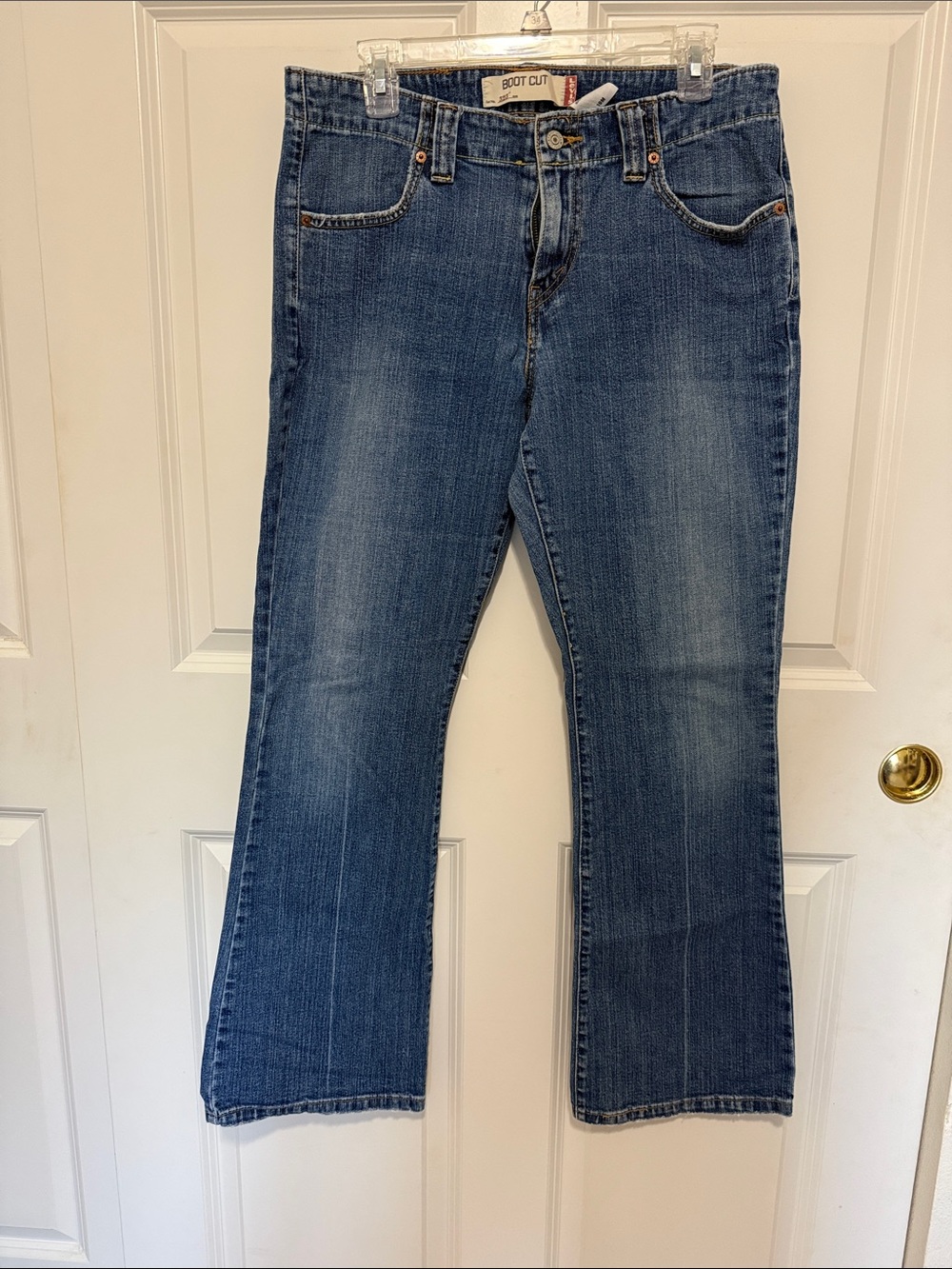 Levi's 525 Boot Cut Women's Jeans Size 10 Medium.
